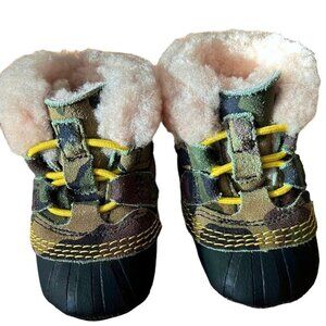 NEW Sorel Camo Shearling Caribou Booties Infant Size 3